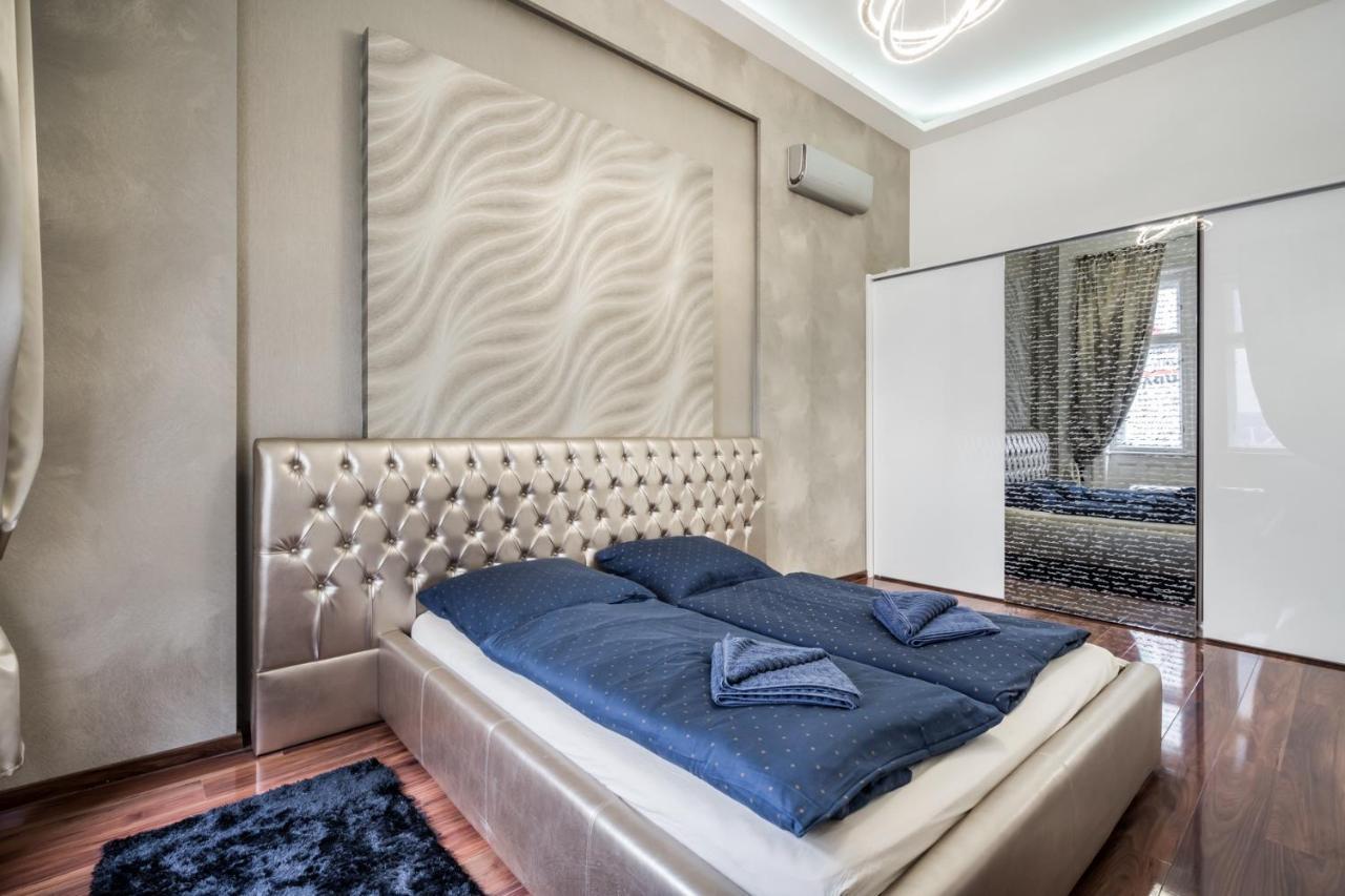 Opera Luxury Apartment With Free Parking Boedapest Buitenkant foto