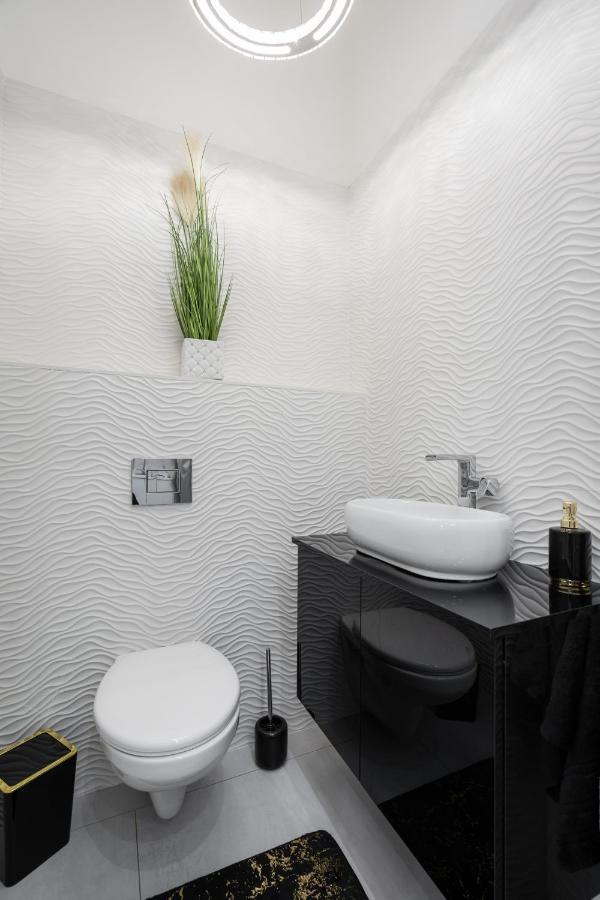 Opera Luxury Apartment With Free Parking Boedapest Buitenkant foto